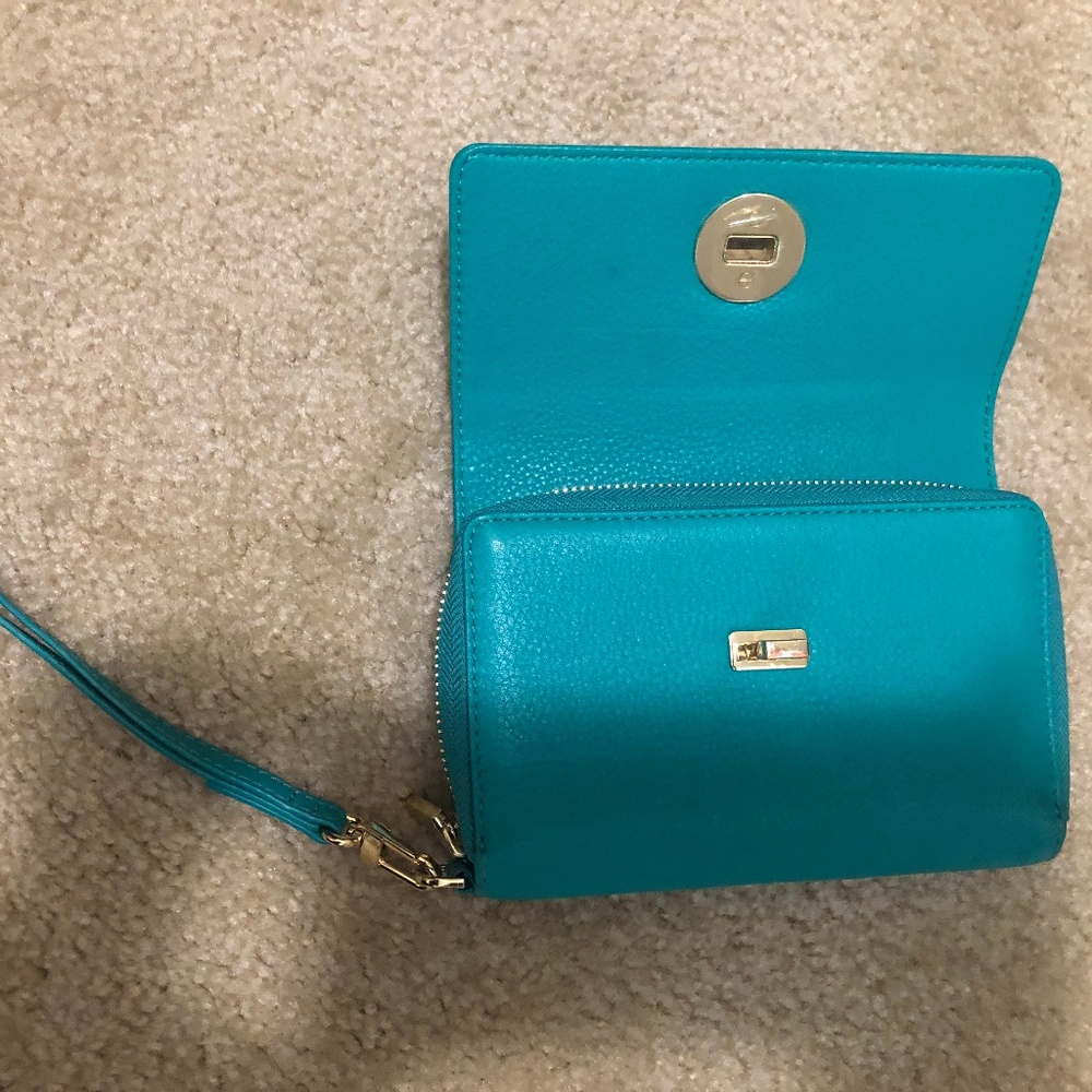 TORY BURCH WRISTLET